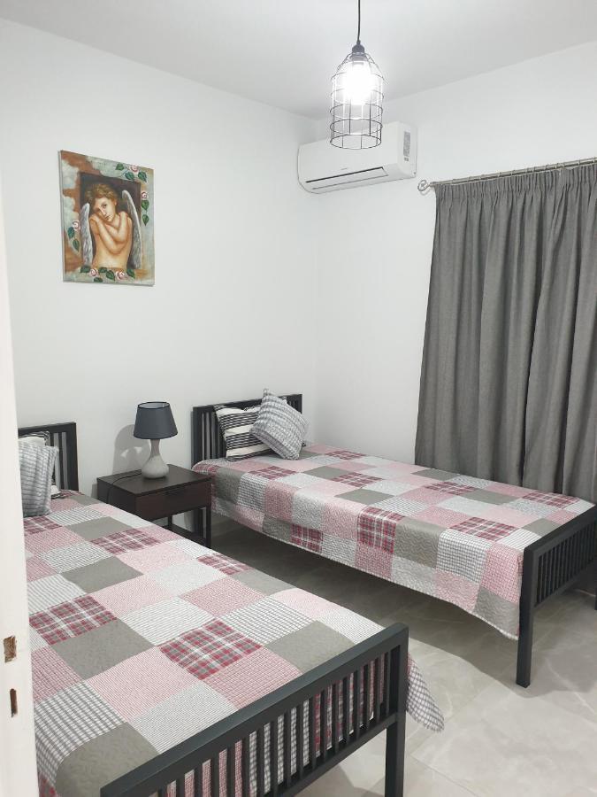 Ikaria Village Maisonette 12 Paphos ภายนอก รูปภาพ